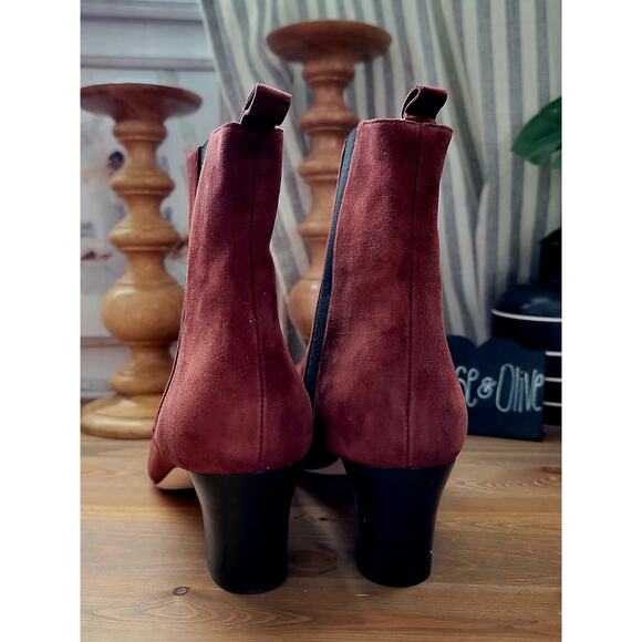 Manolo Blahnik Tiraba Terracotta Red Suede Ankle Boots - Picture 3 of 11